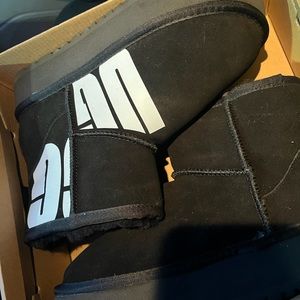 ugg boots brand new